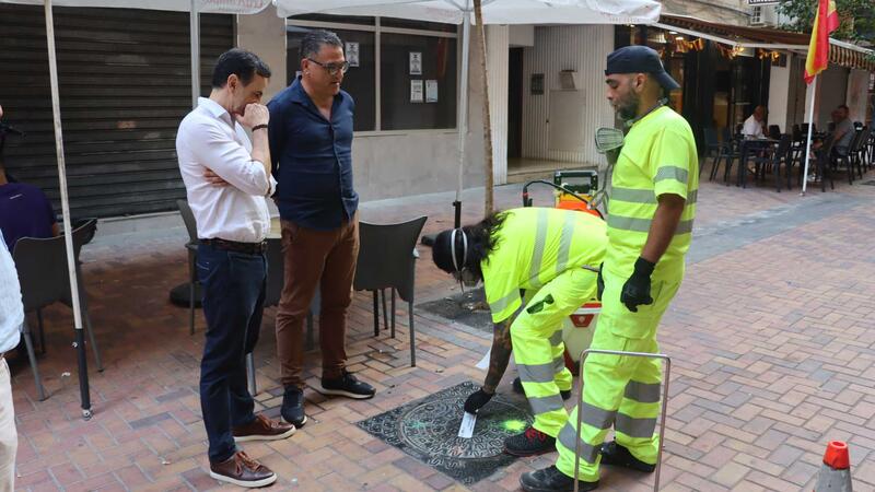 Benidorm intensifica los tratamientos de desinsectación en las redes de alcantarillado y aguas pluviales