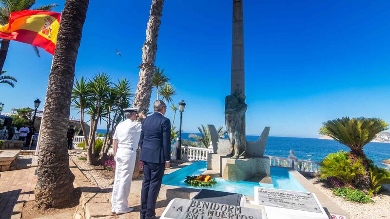 Benidorm rinde homenaje a los Caídos en la Mar y al Arma Submarina en el aniversario de la batalla de Santiago de Cuba