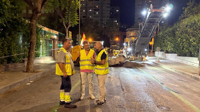 Benidorm acomete actuaciones de asfaltado en varias calles para mejorar la seguridad vial