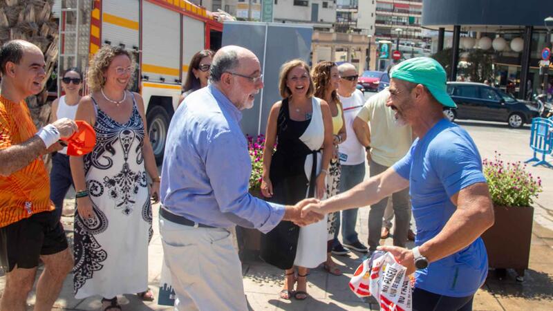 Benidorm ‘breaks the silence’ to raise awareness of suicide prevention