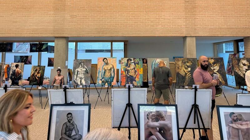 La exposición ‘La belleza de la diferencia’ pone el broche a las actividades culturales del Benidorm Pride