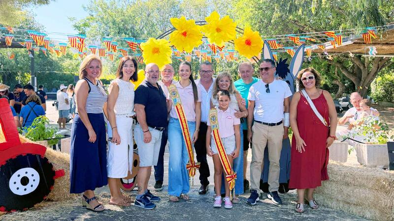 La Festa de Sant Antoni festeja junto a numeroso público la ‘Cagà de la Burra’ en la Ermita de Sanç