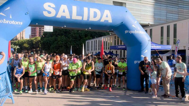 Benidorm recauda 27.000 euros contra el cáncer en la edición de 2026 de ‘En Primera Línea’ 