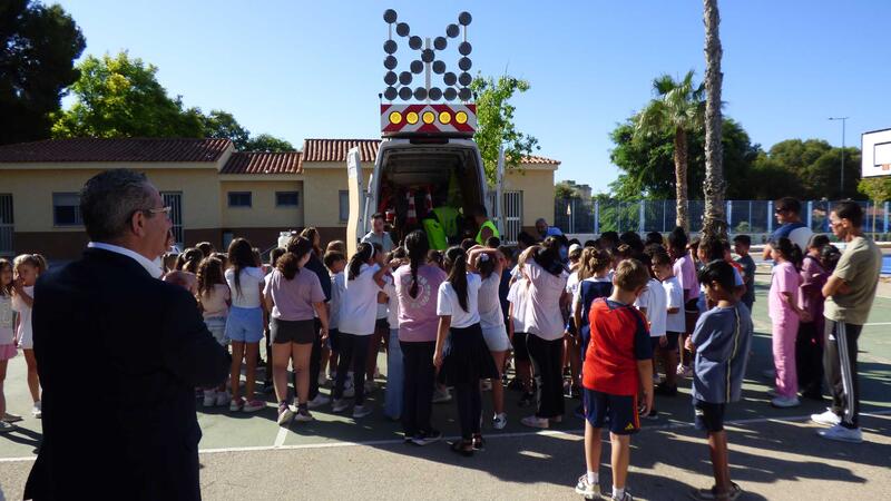 Los alumnos del Aitana, Vasco Núñez y Bautista Lledó protagonizan hoy las actividades de la Semana Europea de la Movilidad en Benidorm