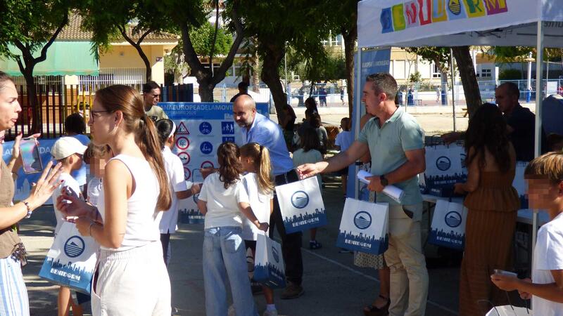 Los alumnos del Aitana, Vasco Núñez y Bautista Lledó protagonizan hoy las actividades de la Semana Europea de la Movilidad en Benidorm