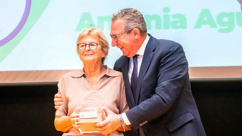 Benidorm premia a la Benidorm Half, McDonald’s Espanya, Ale-Hop, Autocars Grup Benidorm i Antonia Aguilar per la seua contribució turística