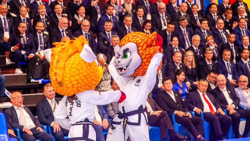 Más de 3.500 personas celebran en Benidorm la ceremonia de apertura de la Copa del Mundo de Taekwon-Do ITF 