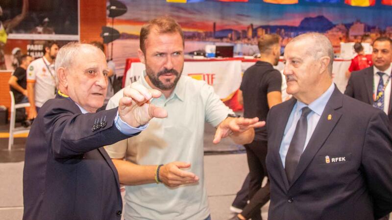 Más de 3.500 personas celebran en Benidorm la ceremonia de apertura de la Copa del Mundo de Taekwon-Do ITF 