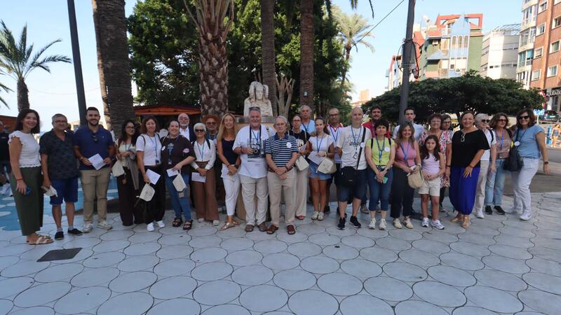 Benidorm recorre els llocs de la ciutat que van inspirar a Sylvia Plath