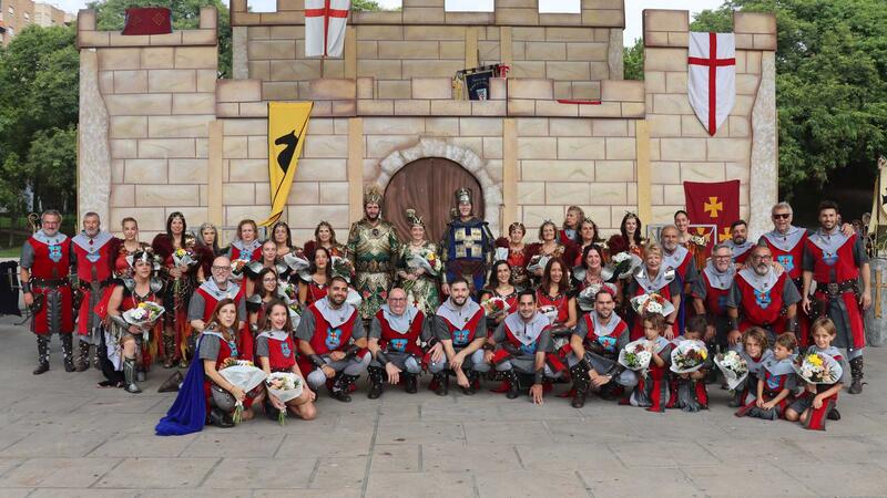 La lectura del ‘Parlament de Pau’ posa fi als enfrontaments en els festejos de Moros i Cristians de Benidorm