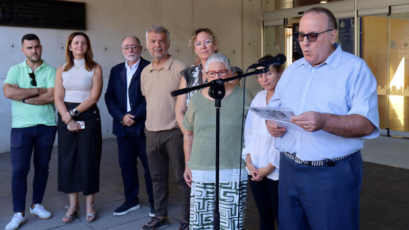 Benidorm conmemora el Día de la Salud Mental con la lectura de un manifiesto y la experiencia de los afectados 