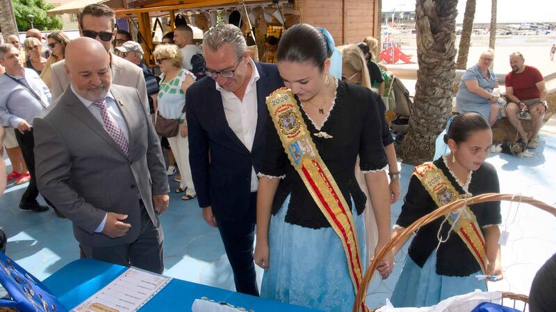 La Comissió de Festes vuelve a llenar el Parque de Elche de productos tradicionales con la Fira del 9 d’Octubre