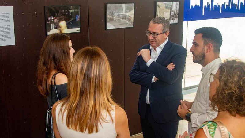 Carmen Álvarez expone ‘The Neighborhood’ en el Espai d’Art del Ayuntamiento de Benidorm