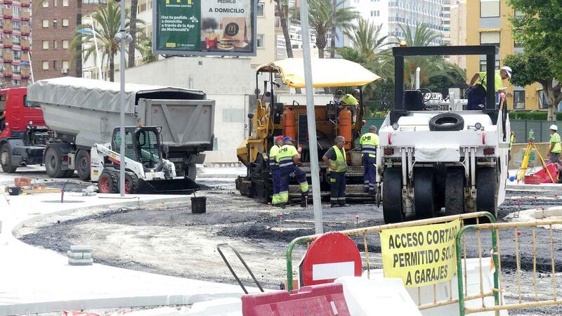 La primera fase de la ‘Operación Asfalto 2026’ se extenderá a una docena de calles y avenidas y otros enclaves puntuales de Benidorm