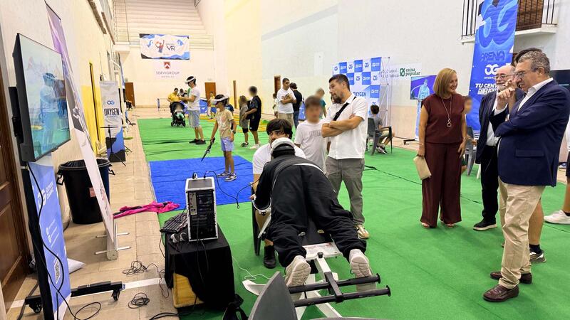 Cientos de jóvenes disfrutan del deporte y los videojuegos en el ‘Benidorm Games Event’