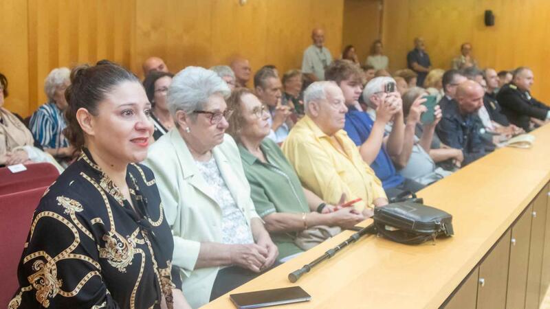Benidorm concede a Úrsula Llinares Martínez el reconocimiento de Vecina Ejemplar por su entrega y compromiso con los demás 
