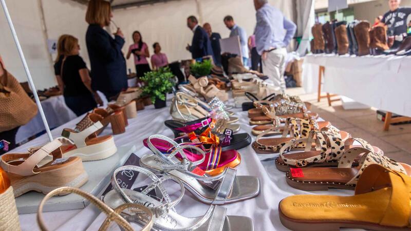 La Feria Outlet de Benidorm propone durante el fin de semana grandes oportunidades en productos de establecimiento locales