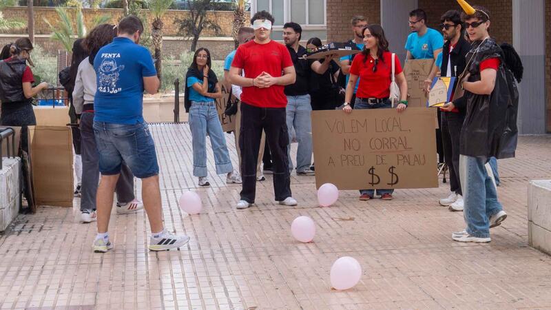Las peñas L’Animalà, El Parotet y Malfaeners, ganadoras del Concurso de Playbacks Adulto e Infantil