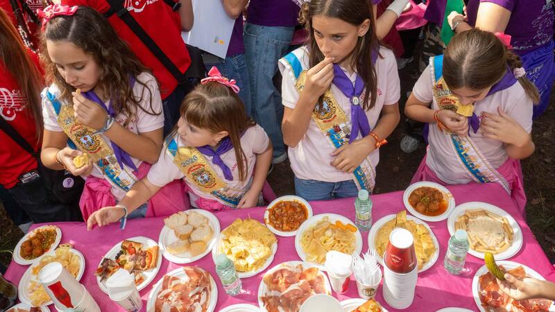 Las peñas L’Animalà, El Parotet y Malfaeners, ganadoras del Concurso de Playbacks Adulto e Infantil