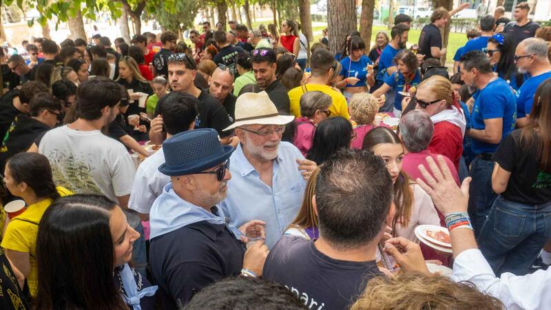 Las peñas L’Animalà, El Parotet y Malfaeners, ganadoras del Concurso de Playbacks Adulto e Infantil