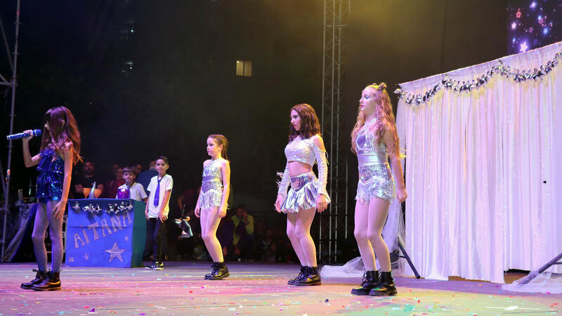 Las peñas L’Animalà, El Parotet y Malfaeners, ganadoras del Concurso de Playbacks Adulto e Infantil