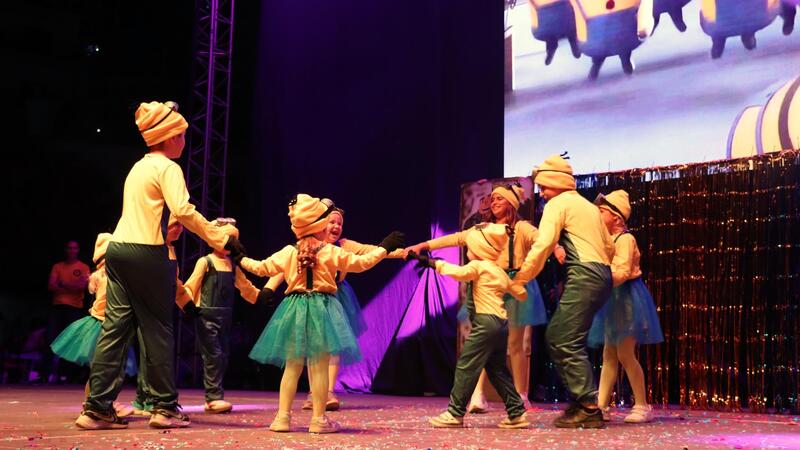 Las peñas L’Animalà, El Parotet y Malfaeners, ganadoras del Concurso de Playbacks Adulto e Infantil