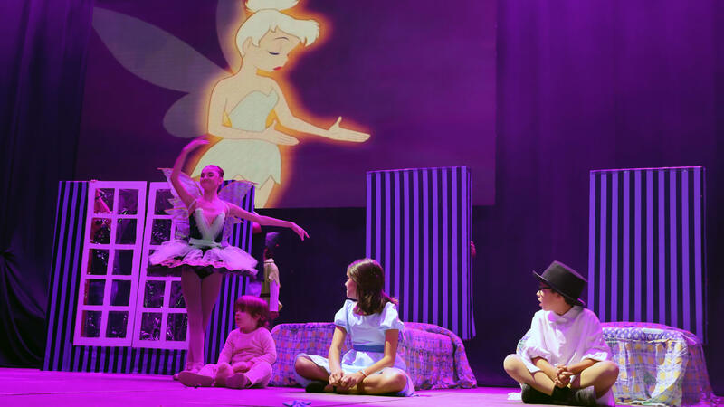 Las peñas L’Animalà, El Parotet y Malfaeners, ganadoras del Concurso de Playbacks Adulto e Infantil