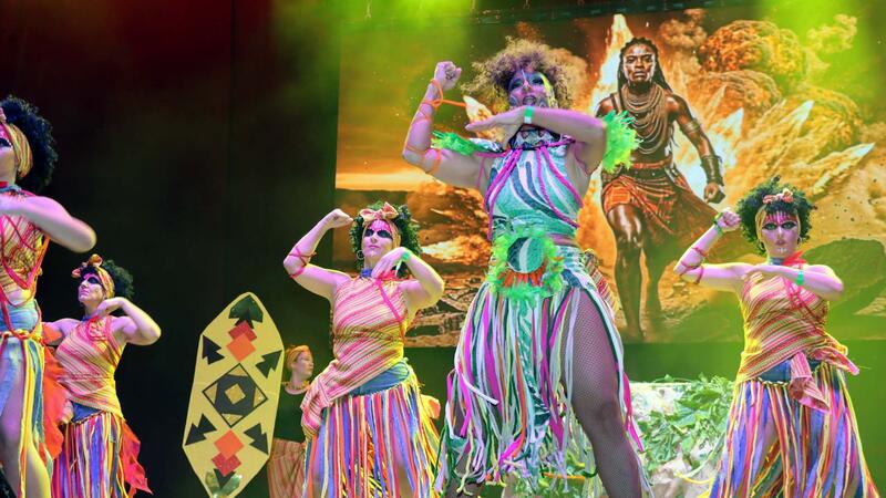 Las peñas L’Animalà, El Parotet y Malfaeners, ganadoras del Concurso de Playbacks Adulto e Infantil