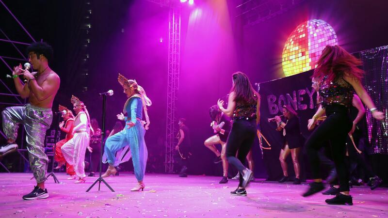 Las peñas L’Animalà, El Parotet y Malfaeners, ganadoras del Concurso de Playbacks Adulto e Infantil