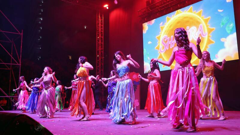 Las peñas L’Animalà, El Parotet y Malfaeners, ganadoras del Concurso de Playbacks Adulto e Infantil