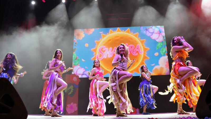 Las peñas L’Animalà, El Parotet y Malfaeners, ganadoras del Concurso de Playbacks Adulto e Infantil