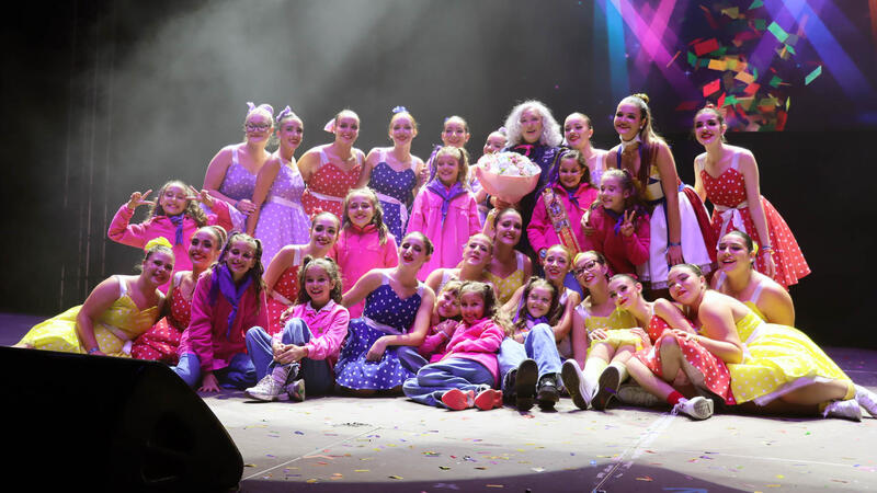Las peñas L’Animalà, El Parotet y Malfaeners, ganadoras del Concurso de Playbacks Adulto e Infantil