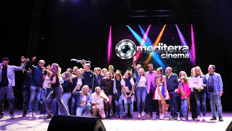 Las peñas L’Animalà, El Parotet y Malfaeners, ganadoras del Concurso de Playbacks Adulto e Infantil
