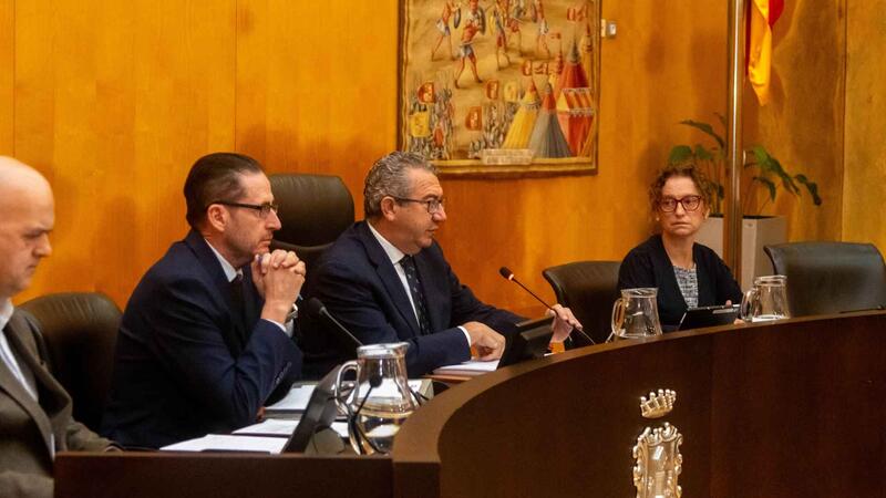 Benidorm amends its Mobility Ordinance to tighten regulations on the use of self-propelled wheelchairs