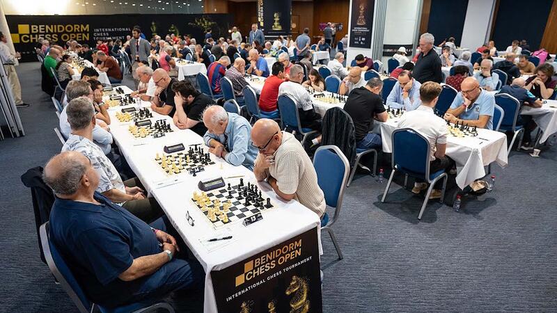 Más de 450 ajedrecistas de 34 países se dan cita durante toda esta semana en el ‘Benidorm Chess Open’