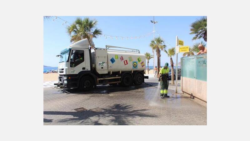 Benidorm incrementa cerca del 77% el consumo de agua depurada, y casi un 10% el reciclaje de todo tipo de residuos y enseres