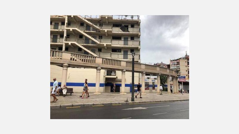 Balastegui: “Exigimos medidas urgentes ante los posibles desprendimientos del edificio de Emilio Ortuño”