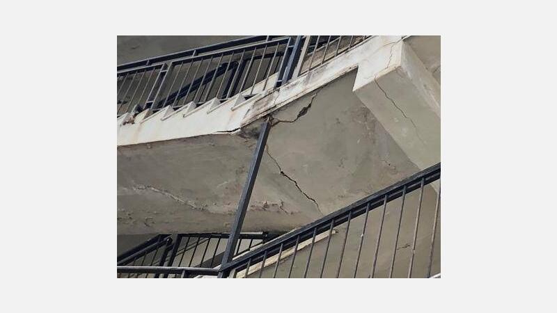 Balastegui: “Exigimos medidas urgentes ante los posibles desprendimientos del edificio de Emilio Ortuño”