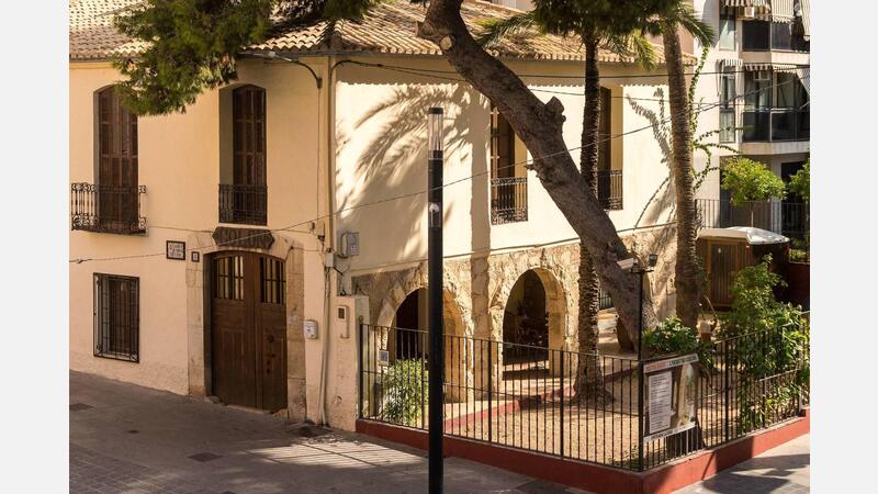 Casa-museo Hort de Colón exterior