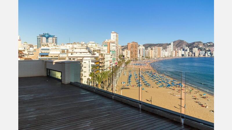 Terraza edificio Torrejó