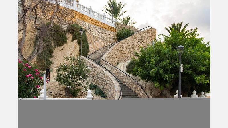 Plaza Marinos y Almadraberos de Benidorm