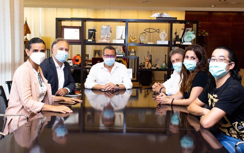 Una delegación del Ayuntamiento de Santa Susanna visita Benidorm Una delegación del Ayuntamiento de Santa Susanna visita Benidorm