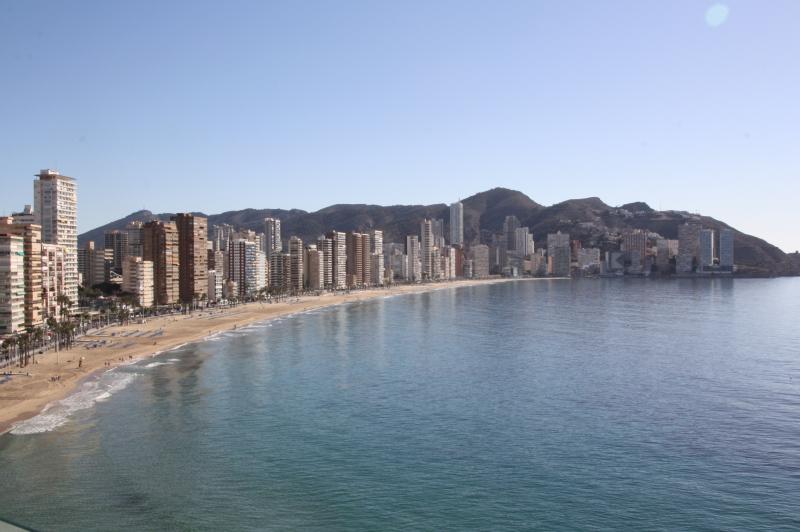 Benidorm DTI i la seua Smart Office, exemples en un seminari SEGITTUR per a Centreamèrica Benidorm DTI i la seua Smart Office, exemples en un seminari SEGITTUR per a Centreamèrica...