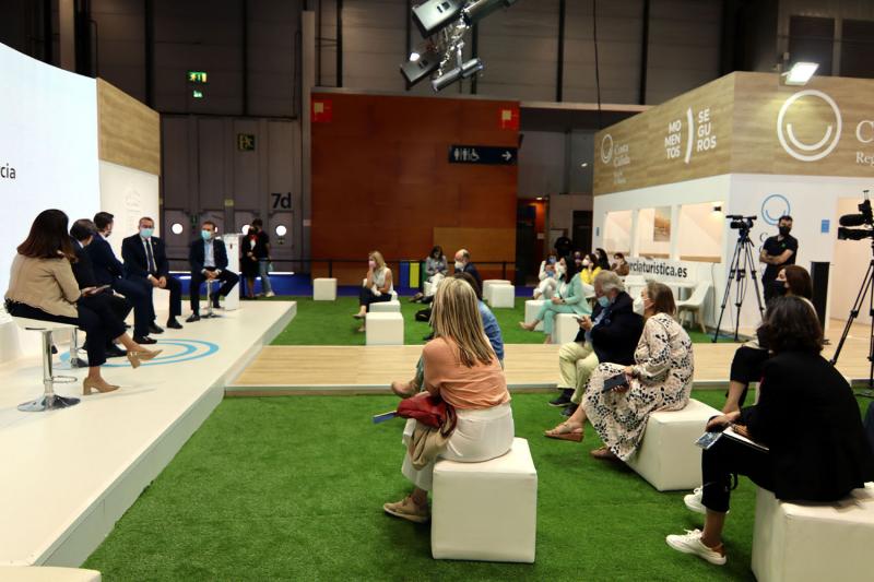 Mesa redonda sobre inteligencia turística en Fitur