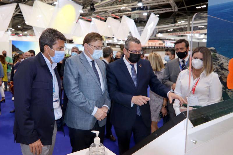 El alcalde incide en la necesidad de recuperar cuanto antes el turismo británico durante la visita del presidente Puig
