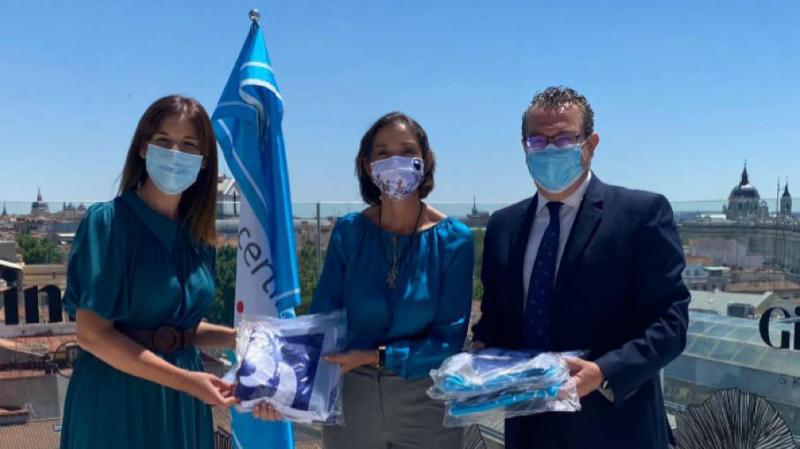 Mónica Gómez, Reyes Maroto y Toni Pérez. Mónica Gómez, Reyes Maroto y Toni Pérez.