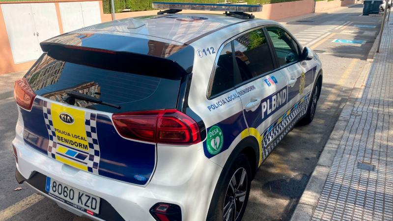 Diez vehículos de la Policía Local, equipados con un desfibrilador semiautomático