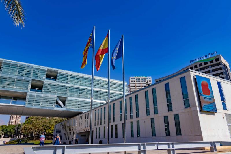 Hisenda recorda que el termini de cobrament dels tributs municipals gestionats per Suma s'ha ampliat Hisenda recorda que el termini de cobrament dels tributs municipals gestionats per Suma s'ha ampliat...