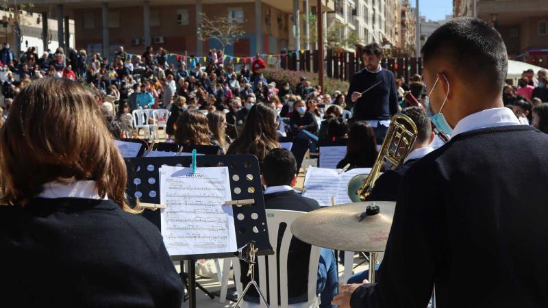 Benidorm destina 35.000 euros a ayudas para las escuelas de educandos de la Unión Musical, l’Illa y la Nova Alumnos Escuela de Música de Benidorm en una actuación.