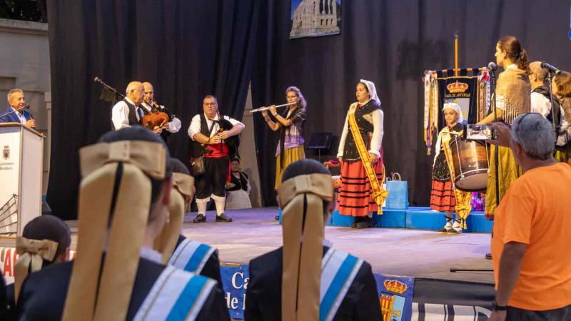 La Casa de Asturias de la Marina Baixa celebra el Día de Asturias.